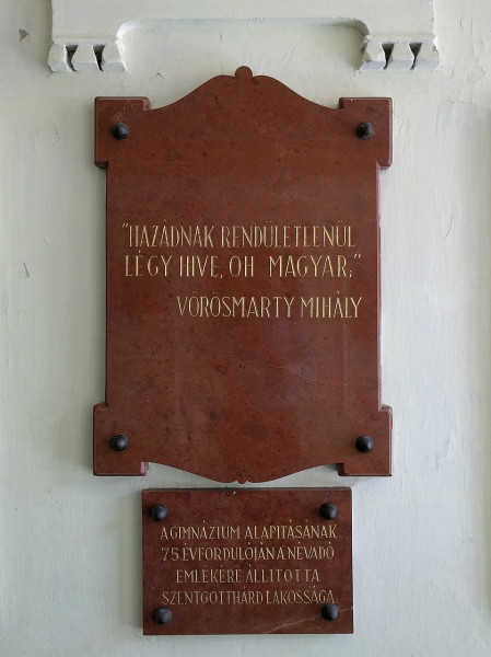 75eves-vmg-emlektabla-01